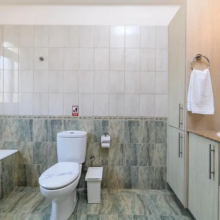 Vila Blue Water Bay Paralimni