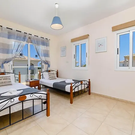 Blue Water Bay Paralimni