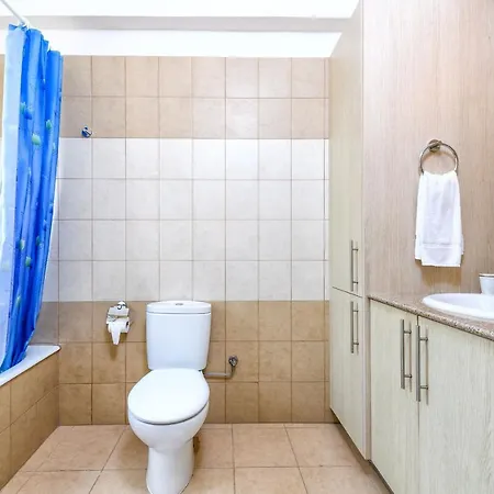 Vila Blue Water Bay Paralimni